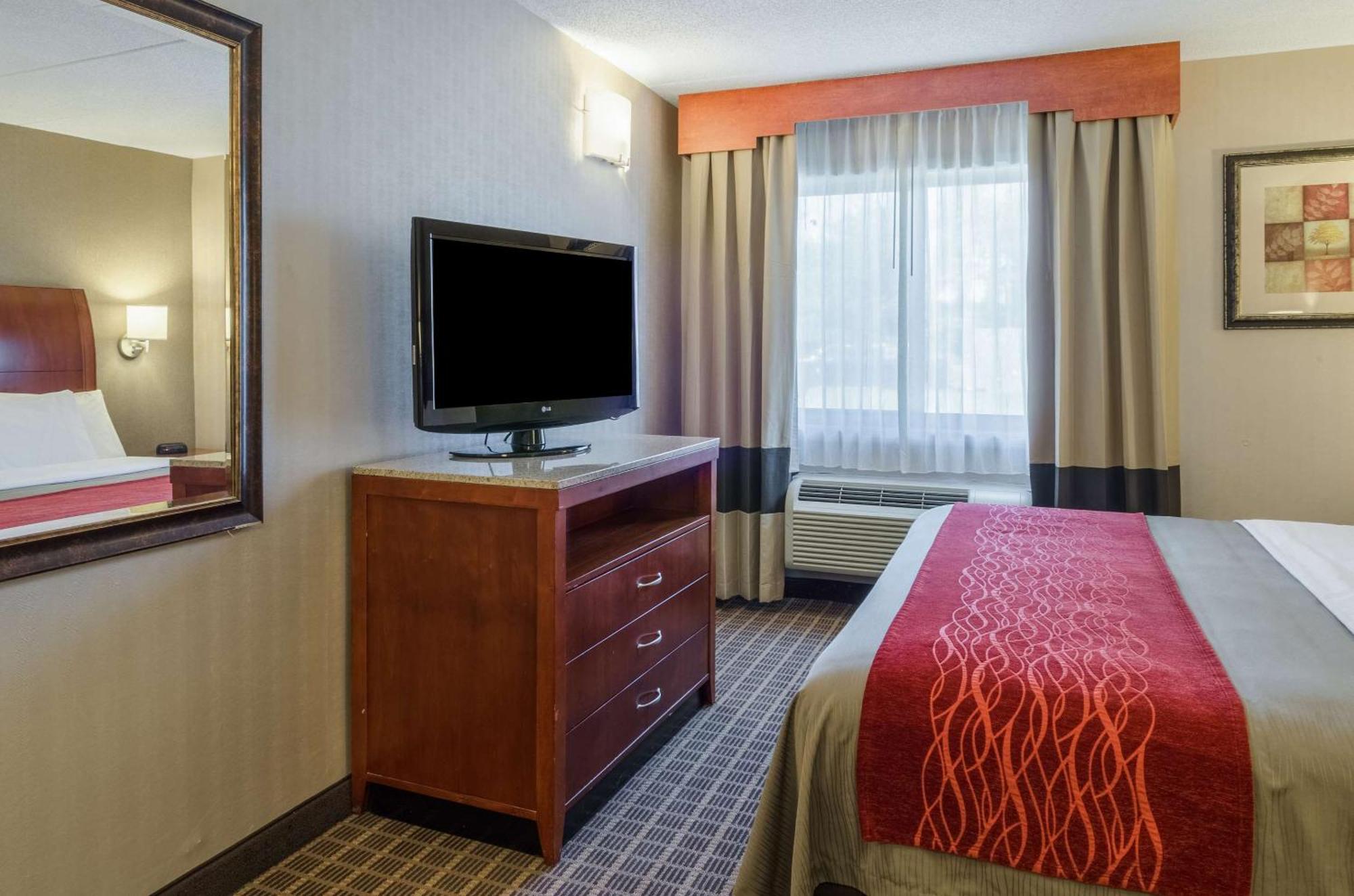 Comfort Inn & Suites West Springfield Eksteriør billede
